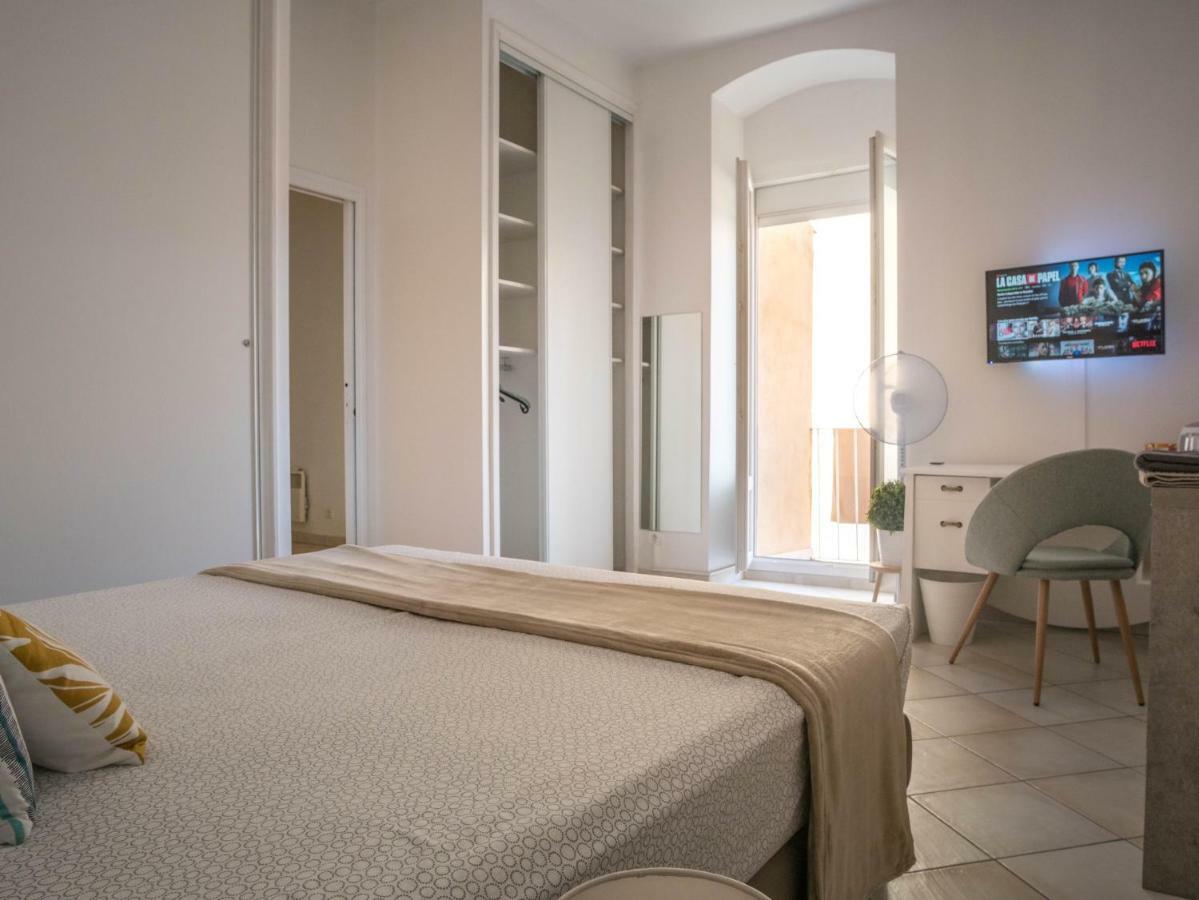 アジャクシオChambre Cozy Et Confortable Au Coeur D'Ajaccioアパートメント エクステリア 写真